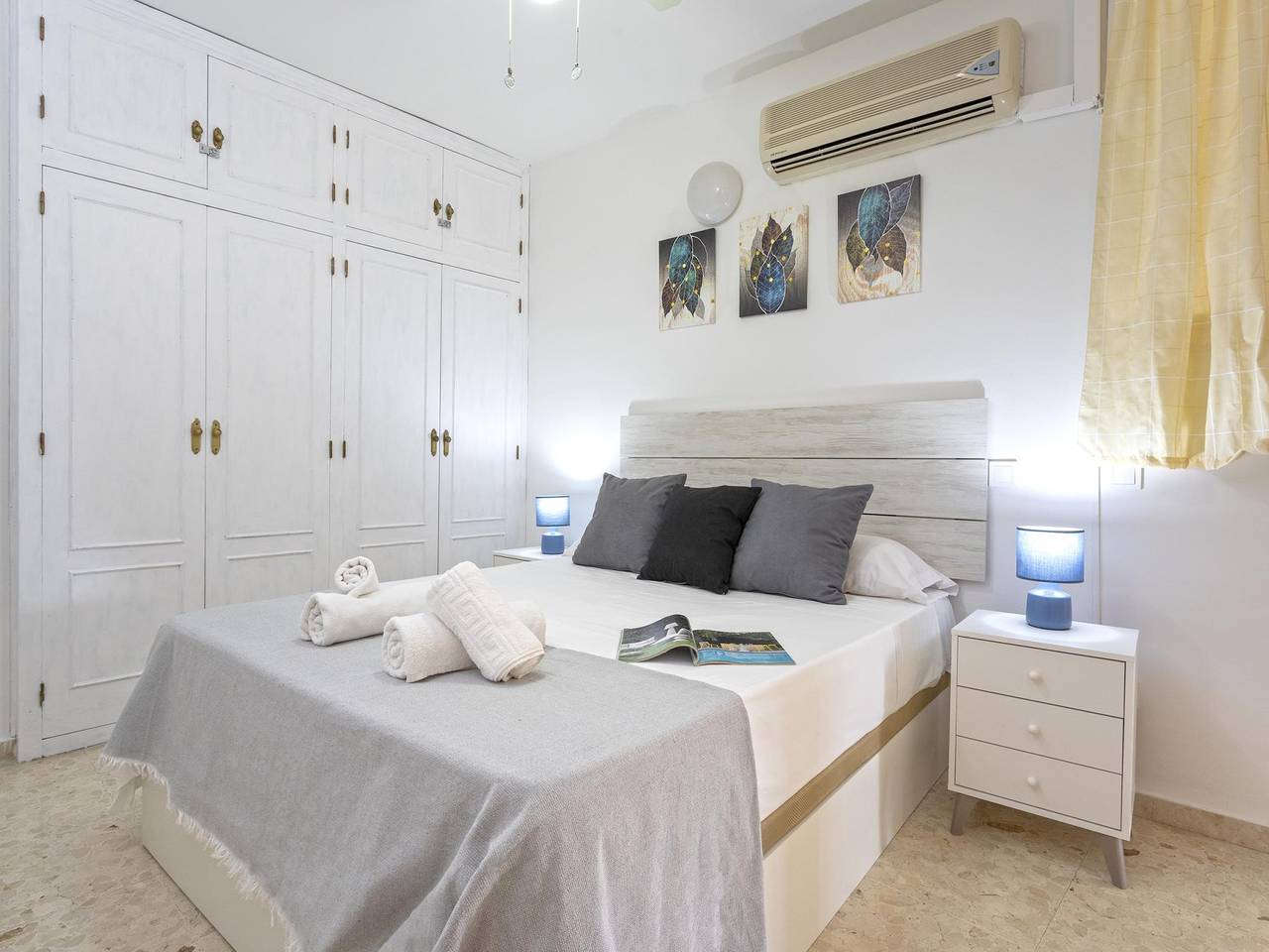 Entire holiday apartment, Sunstay Cosy Flat Ii Carihuela Beach Torremolinos in Montemar Torremolinos, Torremolinos