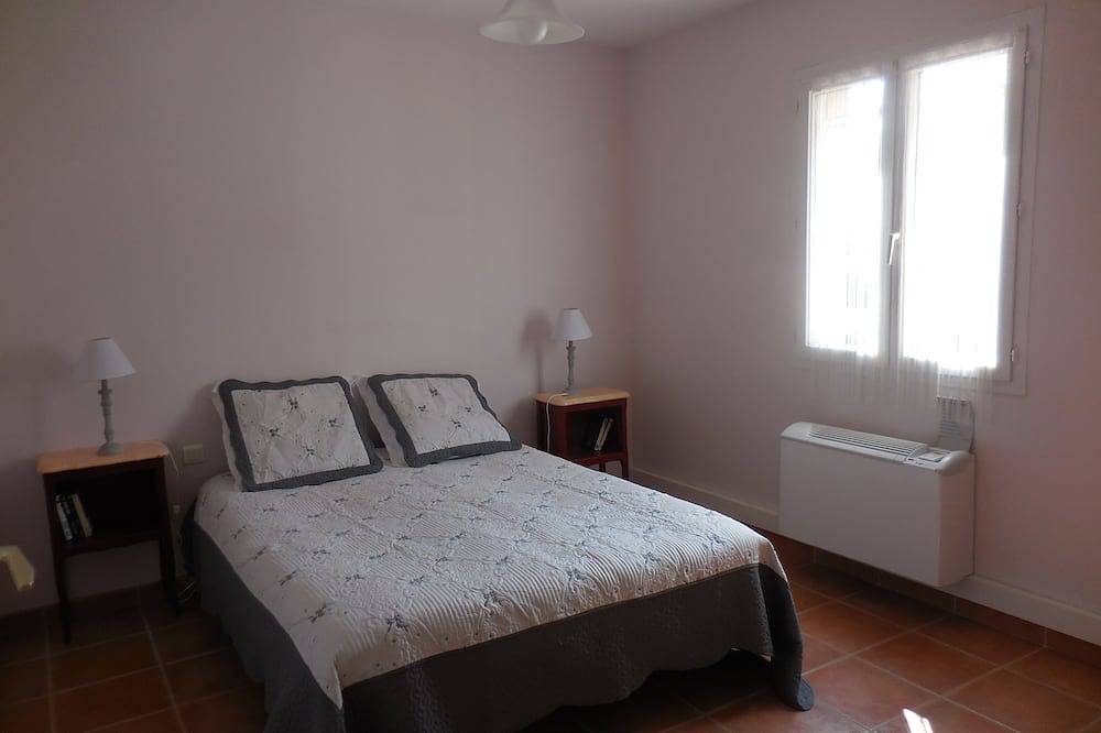 Villa in sehr ruhiger Wohngegend mit sicherem Pool in Vaison-la-Romaine, Parc naturel régional du Mont-Ventoux