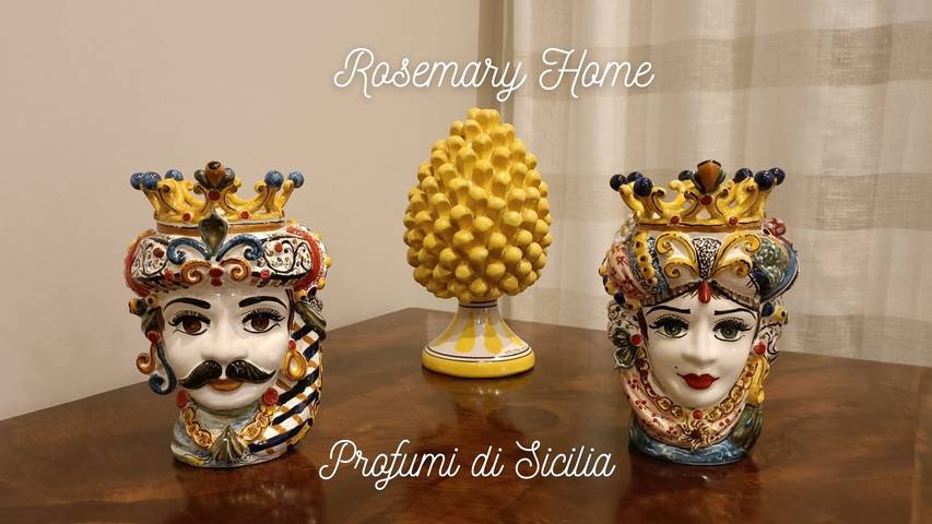 Entire apartment, Apartment 'Rosemary Home - Profumi di Sicilia' in the heart of Catania in Catania, Catania Province