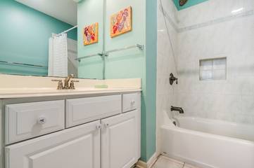 Villa for 8 Guests in Forest Beach, Beaufort County, Picture 3