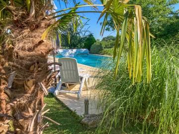 Maison de vacances pour 6 personnes, avec piscine ainsi que jardin et terrasse en Dordogne