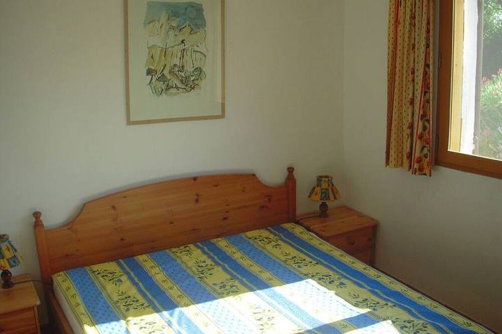 Ferienhaus auf parkähnlichem Privatanwesen mit Pool bei Arles in der Provence in Arles, Mittelmeerküste (Frankreich)