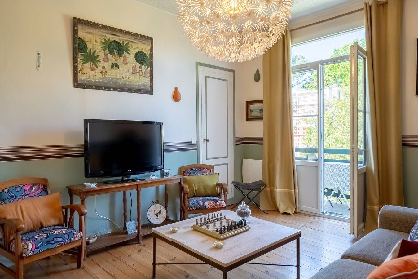 Geheel appartement, Sfeervol Appartement in de Historische Ville d'Hiver in Arcachon, Arcachon en omgeving