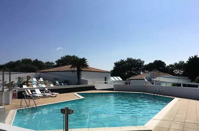 Mobil home pour 5 personnes, avec Terrasse et Piscine à Angoulins
