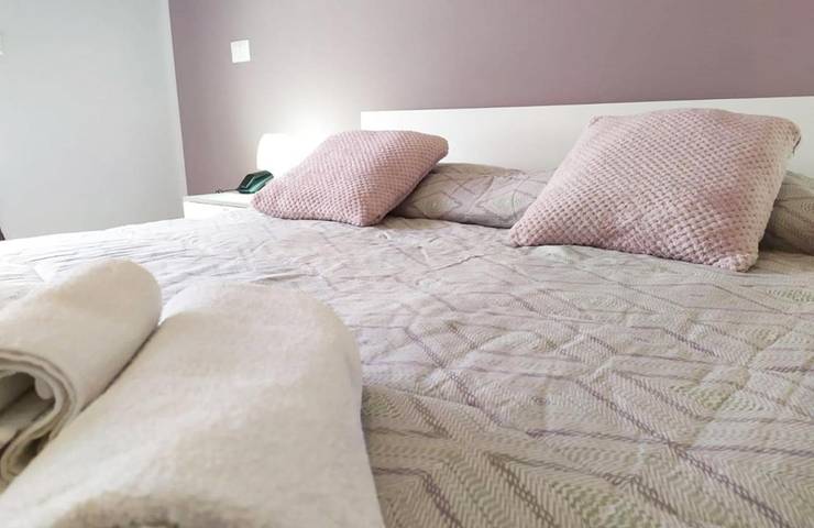 Ferienwohnung für 2 Personen, mit Balkon und Garten