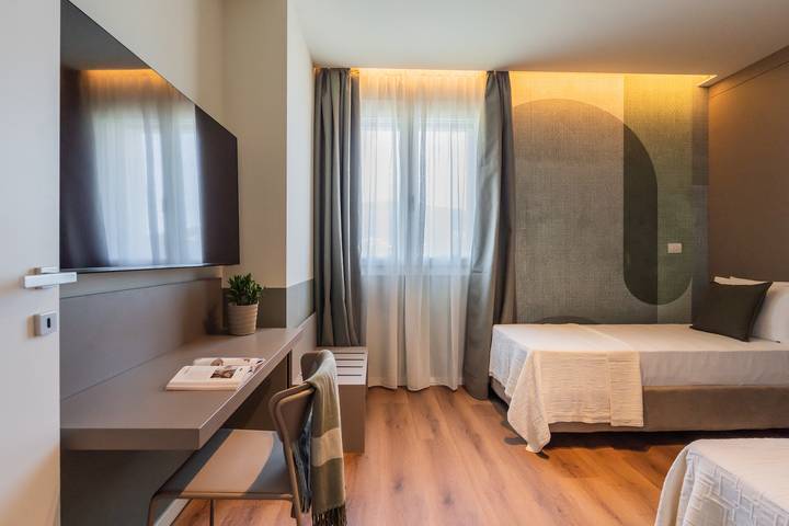 Ganze Wohnung, Circle - Erbonne in Tavernerio, Brianza