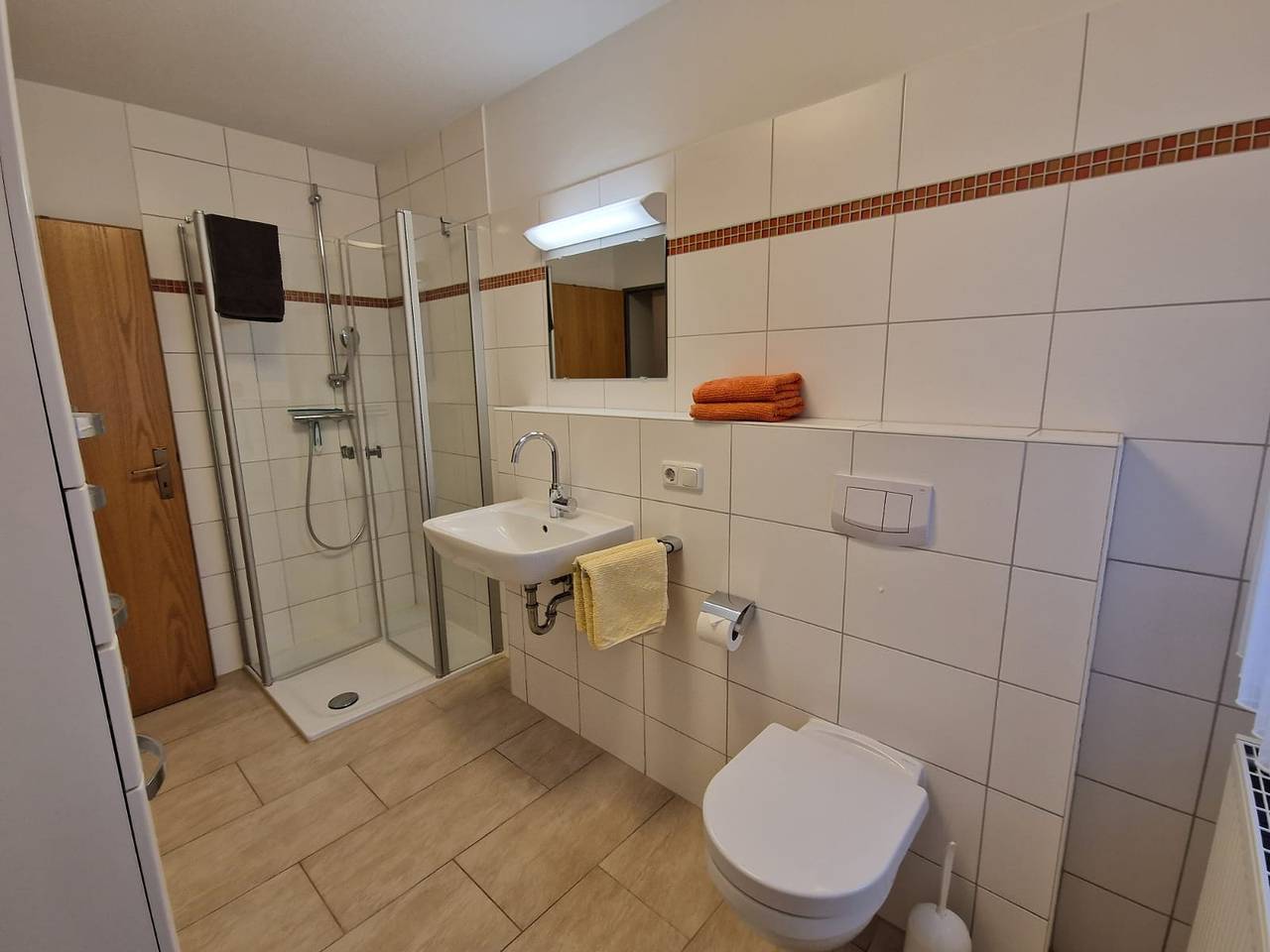 Ganze Ferienwohnung, Gästehaus Teiwes - Fw Wohnung Eg - Heinrich-Tiarks-Str.15 in Horumersiel, Wangerland