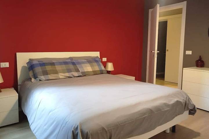 Ferienwohnung für 4 Personen, mit Balkon in Brescia