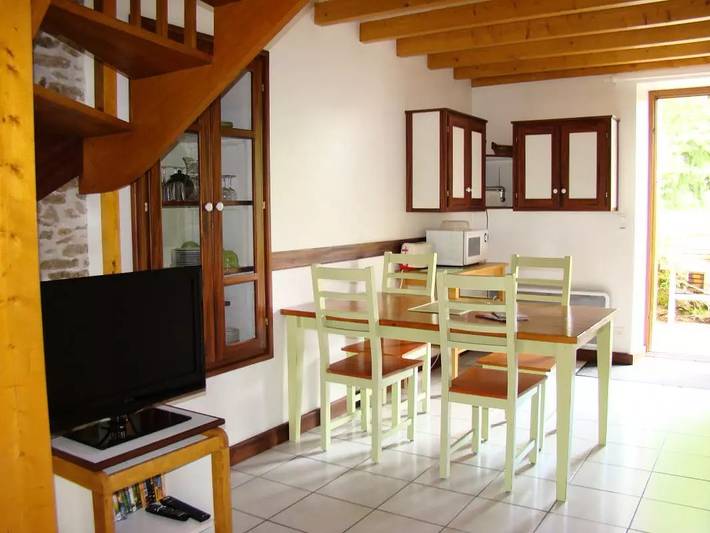 Gîte pour 5 personnes, avec jardin à Saint-Just-le-Martel - 2