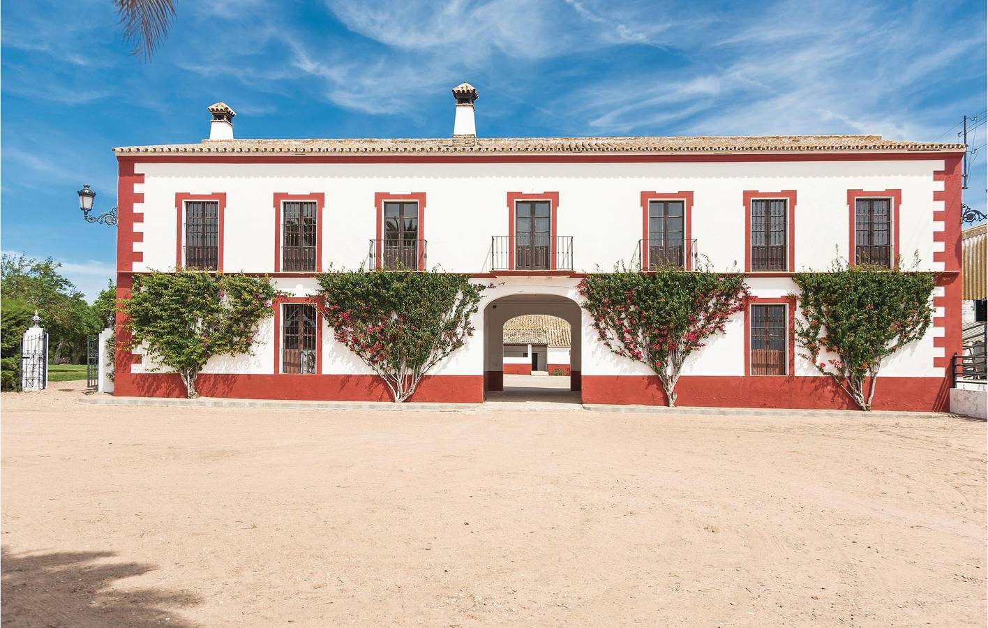Oasis tropical con aire acondicionado, piscina y terraza in La Campana, Provincia de Sevilla