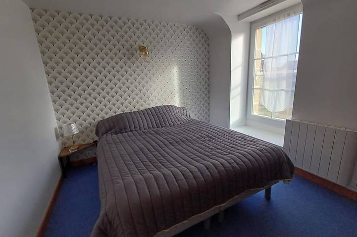 Location de vacances pour 7 personnes, avec jardin et terrasse à Ploubalay - 2