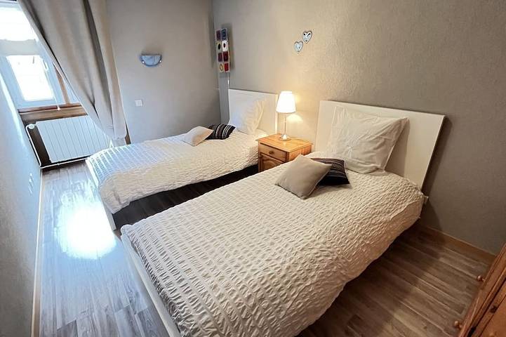 Apartamento entero, Cottage Edelweiss de 110m2 con terraza, en el corazón de Eguisheim ... ¡Silencio! in Eguisheim, Parque natural regional de los Ballons des Vosges