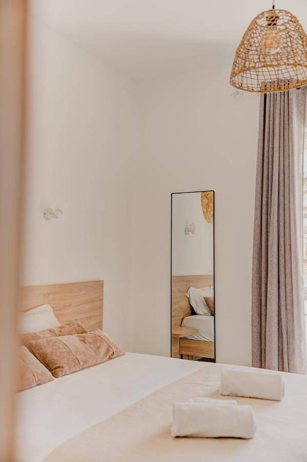 Double or Twin Room with Side Sea View in Région de Réthymnon