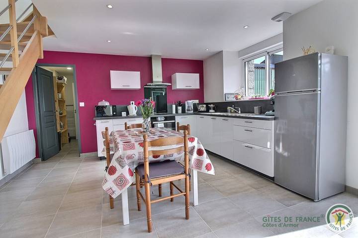 Gîte pour 4 personnes, avec Terrasse et Jardin à Plérin - 3