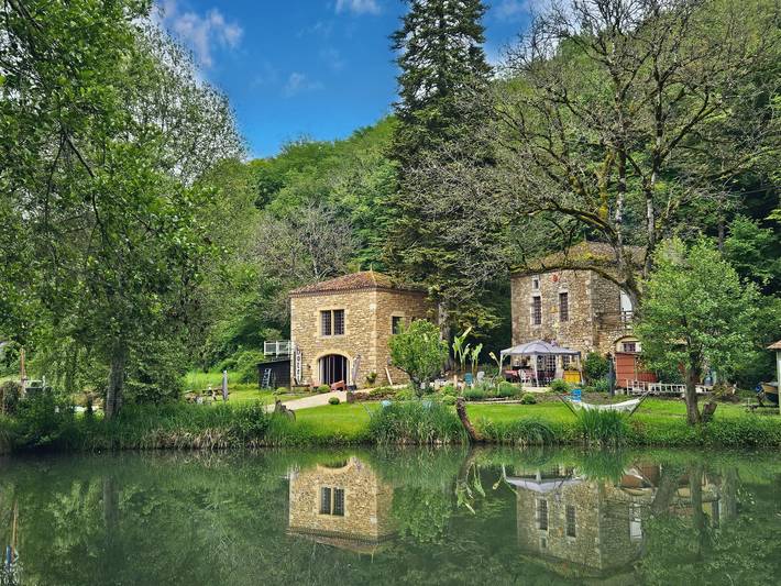 Gîte pour 4 personnes, avec piscine, animaux acceptés à Montcabrier
