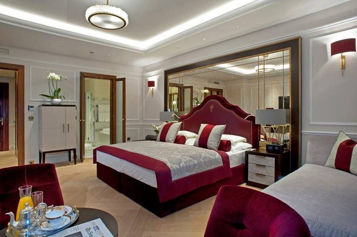 Hotel for 2 personer, terrasse og jacuzzi i tillegg til sauna og hage, dyr tillatt i Salzburg