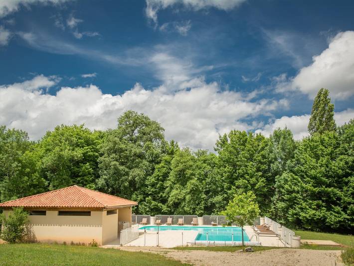 Ferienpark für 6 Personen, mit Garten und Kinderpool sowie Terrasse, mit Haustier in Südfrankreich