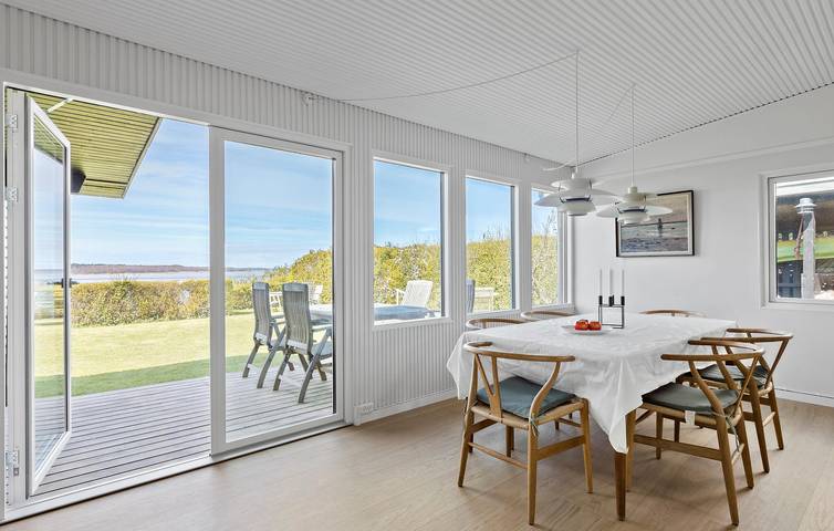 Ferienhaus für 4 Personen mit Terrasse in Ølsted, Hovedstaden