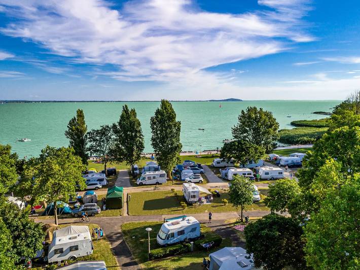 Mobil Home Sun Cool 3 Zimmer 4 Erwachsene + 2 Kinder in Revfülöp, Balaton Region