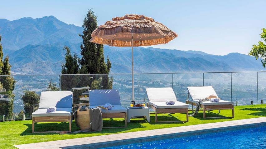 Villa pour 6 personnes, avec piscine et balcon/terrasse à Torrox - 2