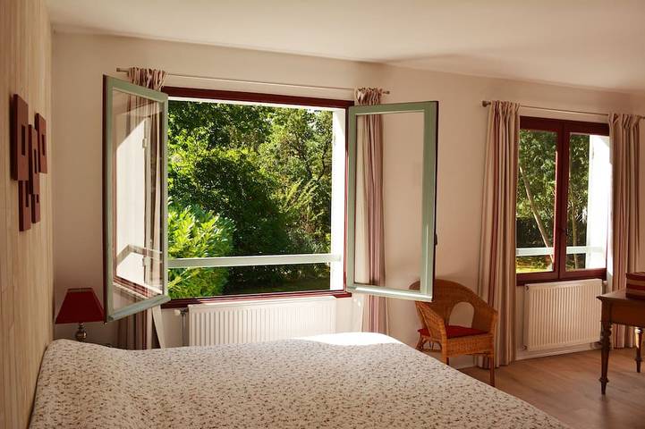 Location de vacances pour 10 personnes, avec jardin et terrasse dans Pyla-sur-Mer - 3