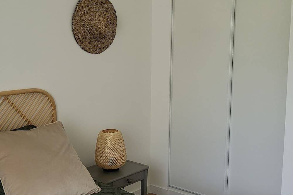 Entire apartment, Appartement, 2 ch Avec Jardin Calme in Vannes, Vannes region