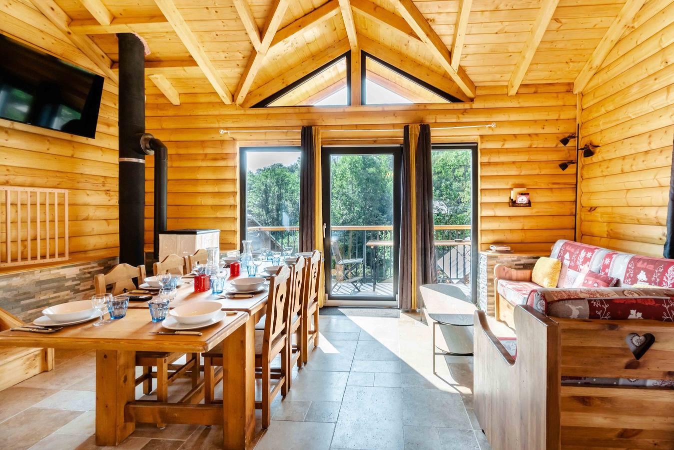Appartamento intero, Chalet familiare e spazioso 4 Courchevel / Brides-les-Bains, vista montagne in La Perrière, Le tre valli