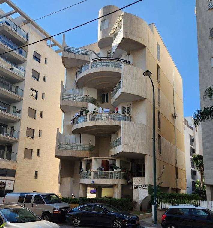 Holiday apartment for 6 people, with balcony and view - 1