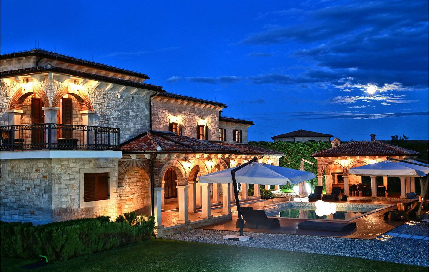Ferienhaus für 10 Personen mit Sauna in Općina Višnjan, Zentralistrien