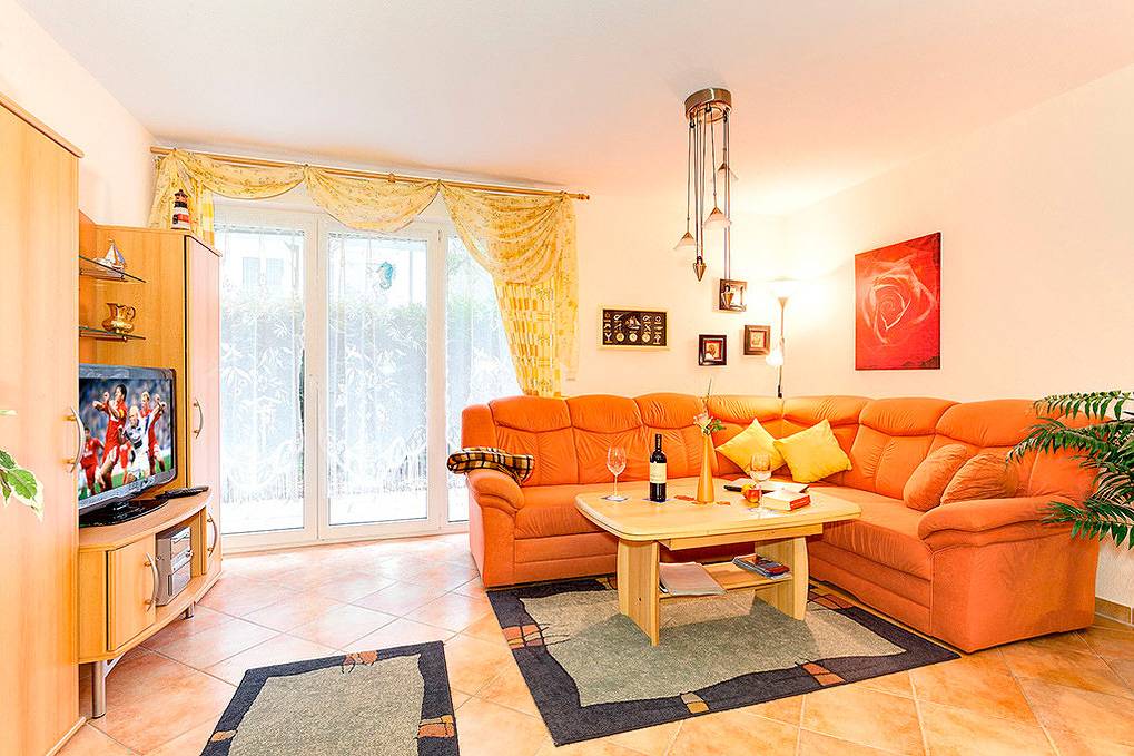 Apartamento vacacional entero, Waldstraße 21, Fewo 1 in Baabe, Rügen