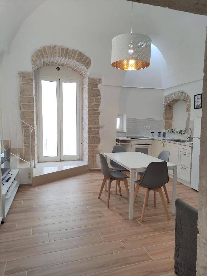 Appartamento per 2 persone, con Idromassaggio e Terrazza a Sannicandro di Bari