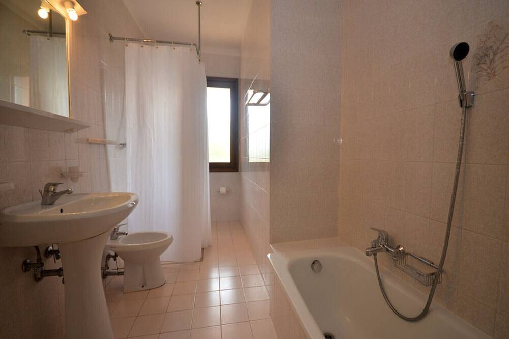 Ruhige Villa mit privatem Garten in Bibione, San Michele al Tagliamento