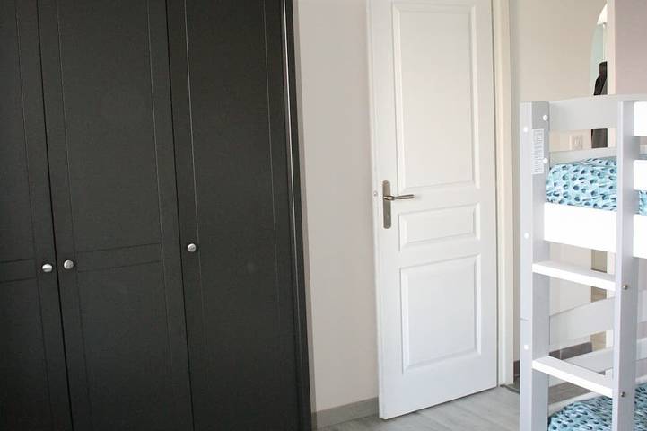 Neue Hausqualität Lieferung in der Nähe von wilden Strand und große Küste in Les Mathes, Côte de Beauté