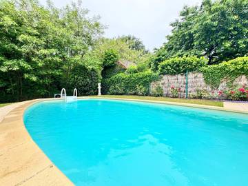 Maison de vacances pour 6 personnes, avec vue ainsi que piscine et jardin dans la Sarthe