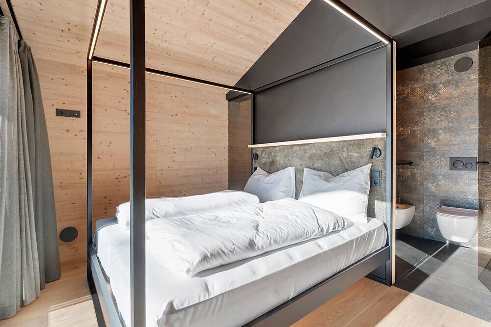 Geheel appartement, Chalet 'Einheit E' met Uitzicht op de Bergen, Privéterras en Wi-Fi in Deutschnofen, Eggental