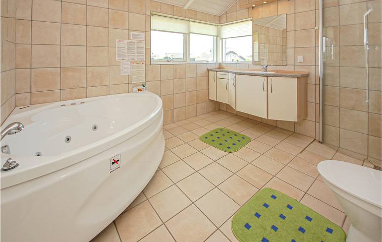 Ferienhaus für 8 Personen, mit Terrasse und Garten sowie Whirlpool in Hadersleben - 4
