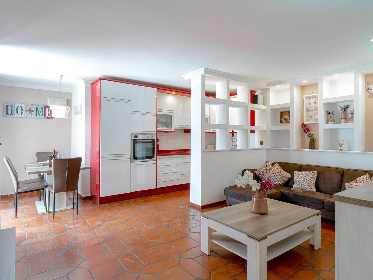 Entire apartment, Charming apartment in the heart of Nerja, near Balcón de Europa in Nerja Centre, Nerja