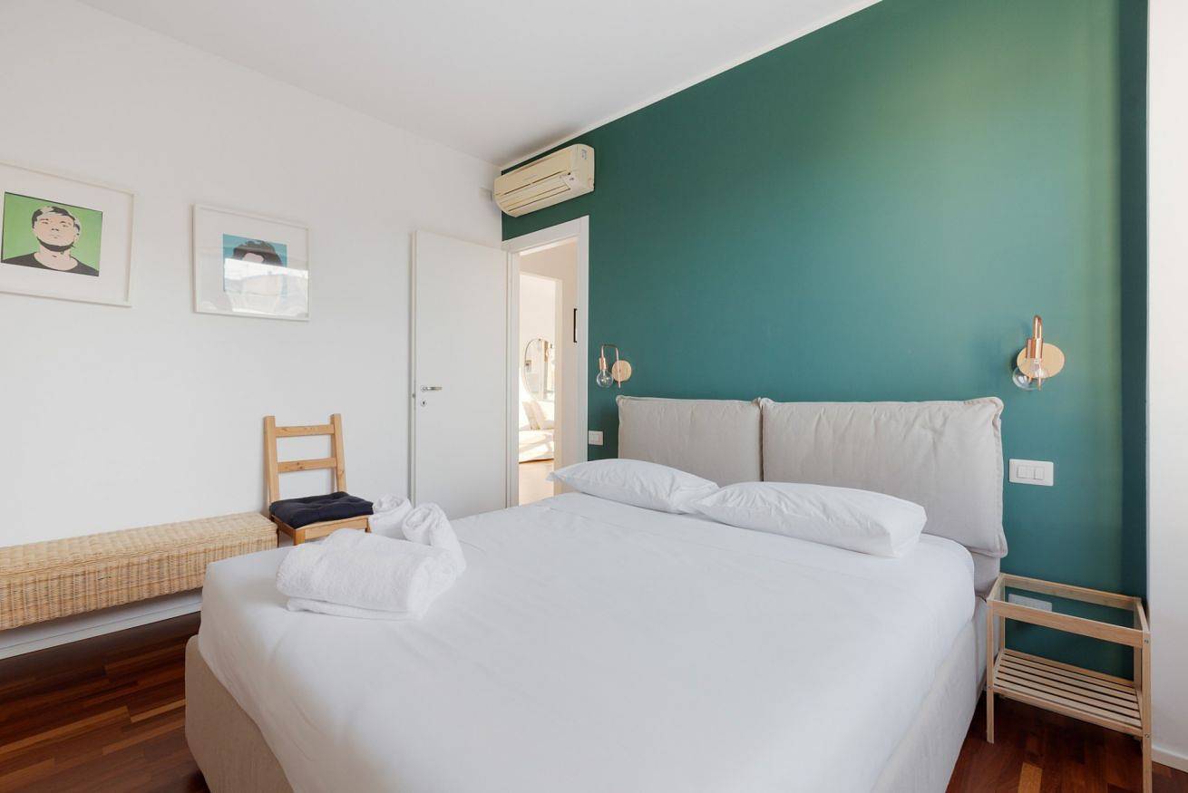 Apartamento inteiro, Modern Stay with Balcony near Niguarda Hospital in Milão, Milão (província)