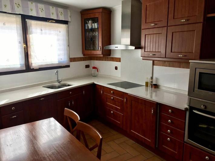 Casa rural para 12 personas, con vistas y jardín, Se admiten mascotas en Arlanza - 3