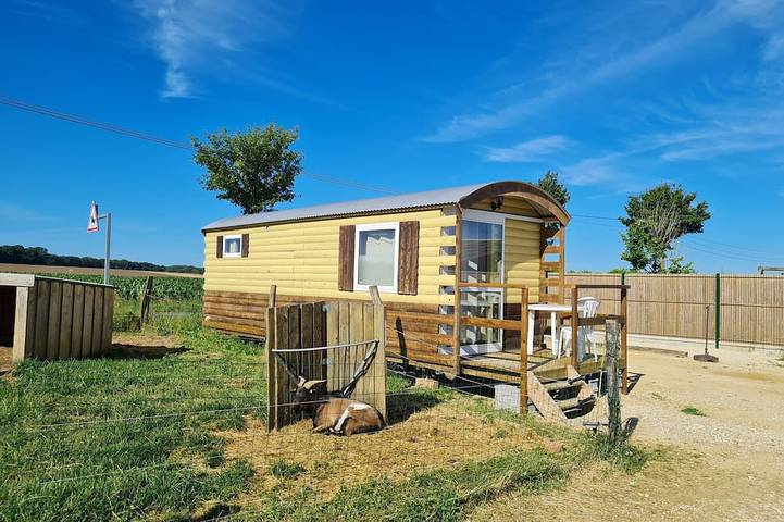 Gîte pour 4 personnes, avec terrasse