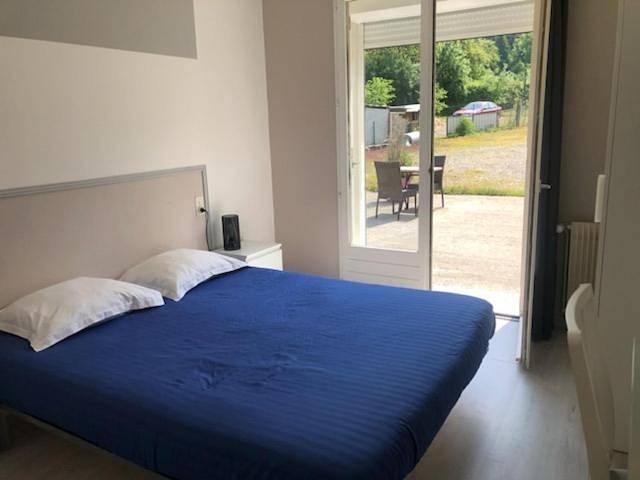 Hôtel pour 3 personnes, avec terrasse et jardin