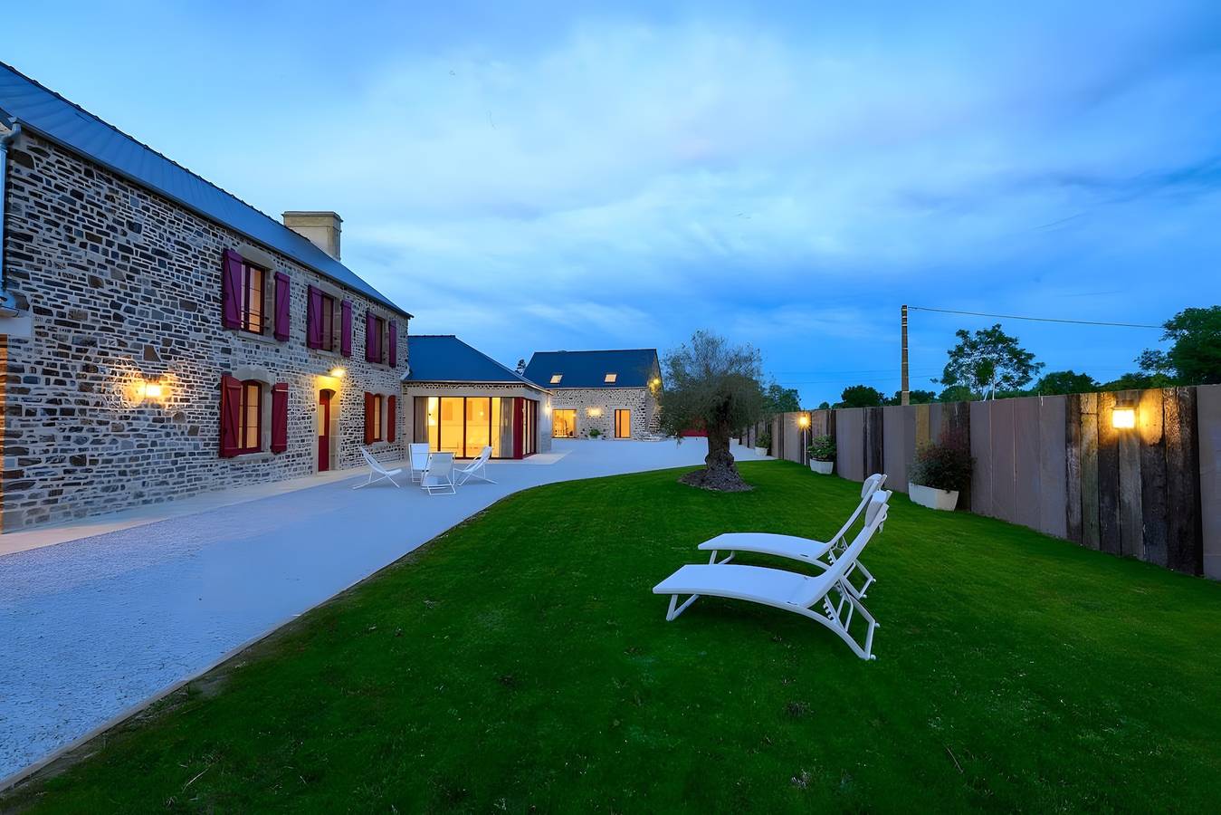 Gîte Domaine Le Saint Georges mit Pool, Spa und Sauna in Saint-Sauveur-le-Vicomte, Côte de la Déroute