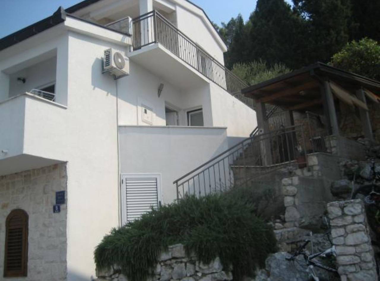 Entire apartment, Seafront Apartments Krešo - One Bedroom Apartment with Balcony and Sea View in Blace, Dubrovnik-Neretva