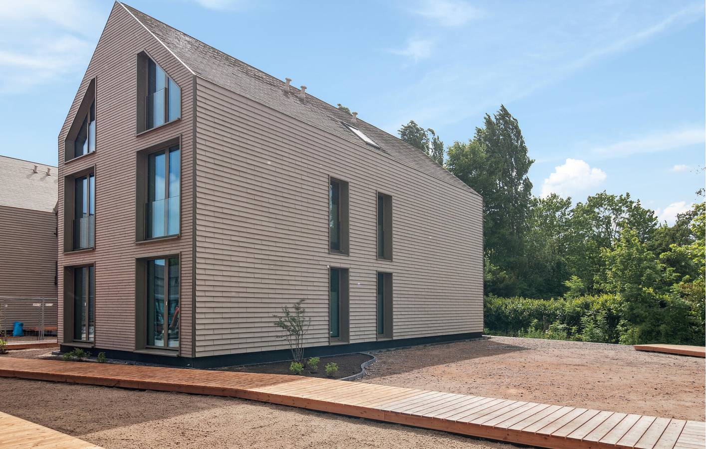 Ganze Ferienwohnung, Gemütliches Apartment mit Terrasse, Parkplatz - Nähe Strand & Restaurants in Tossens, Butjadingen