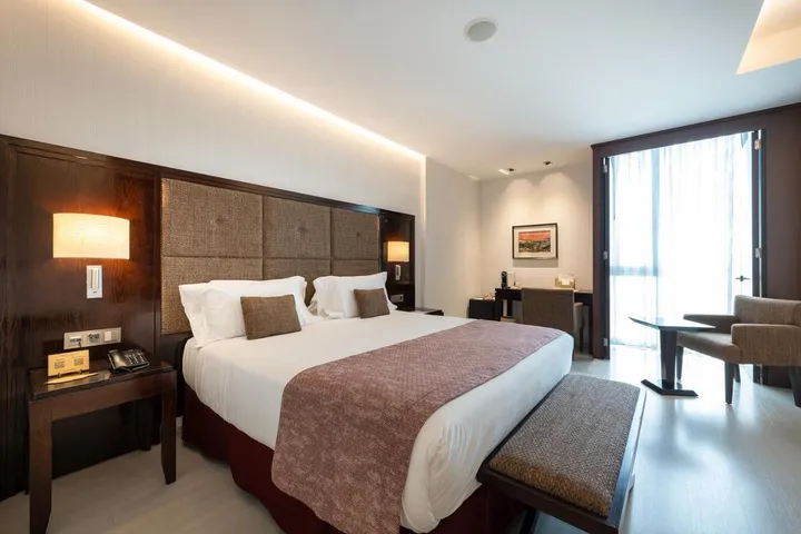Hotel para 2 personas, con vistas y terraza - 1