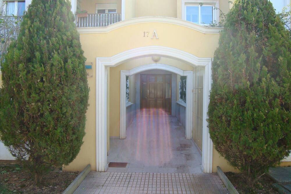 Ganze Wohnung, Herliche 2Bett-Wohnung in Javea Port. Klimaanlage, Wifi, Pool und sichere Garage in Javea Port, Jávea