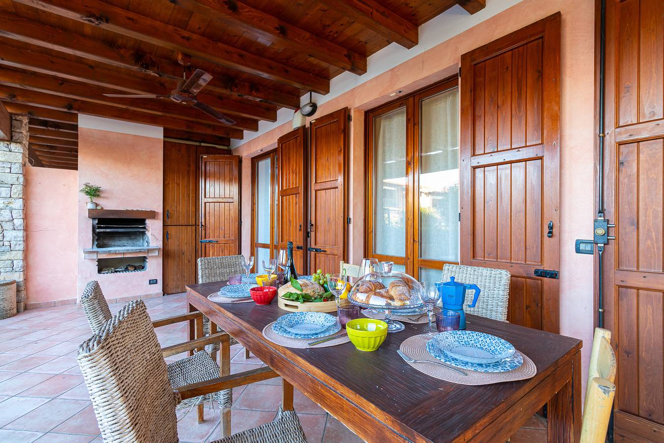 Ganze Wohnung, Maisonelisa Manerba garden in Manerba del Garda, Gardasee-Berge