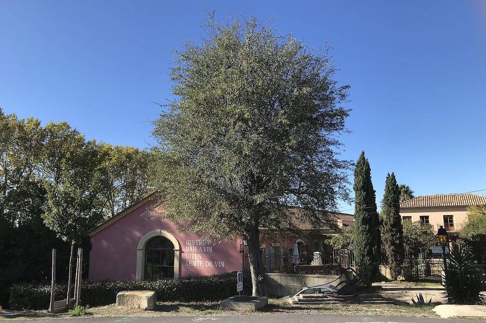 Apartamento entero, Vinauberge, Gîte Syrah: Charming holidayhome with terrace next to Canal du Midi in Poilhes, Côte d'Améthyste