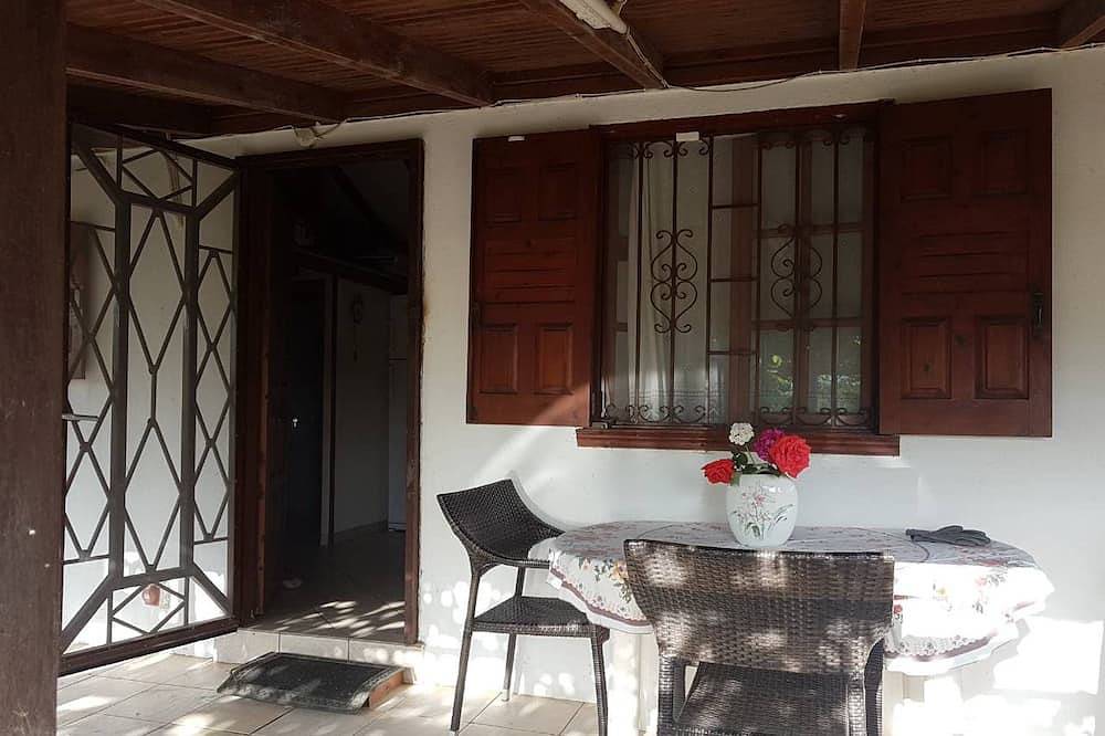 Casa vacanza a Mani a partire da 114€ a notte