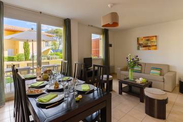 Gîte pour 6 personnes, avec balcon ainsi que piscine et sauna à Six-Fours-les-Plages